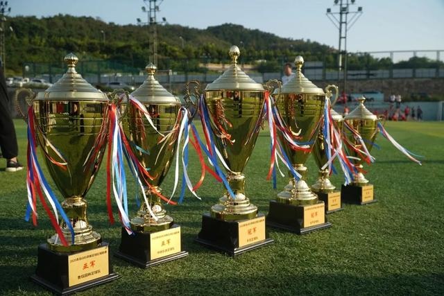 法媒记者：姆巴佩正处在抑郁当中，已找专家治疗